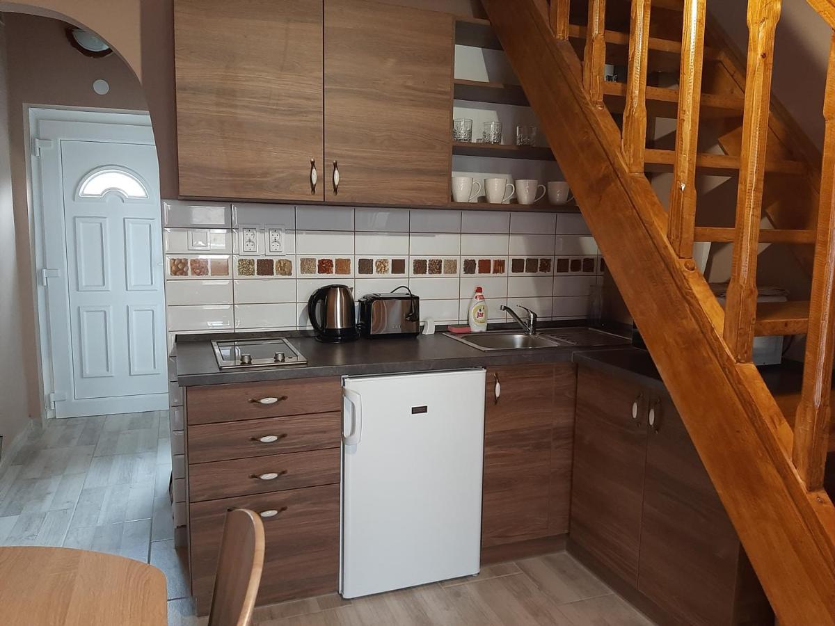 Egniss Apartman Bogacs Bagian luar foto