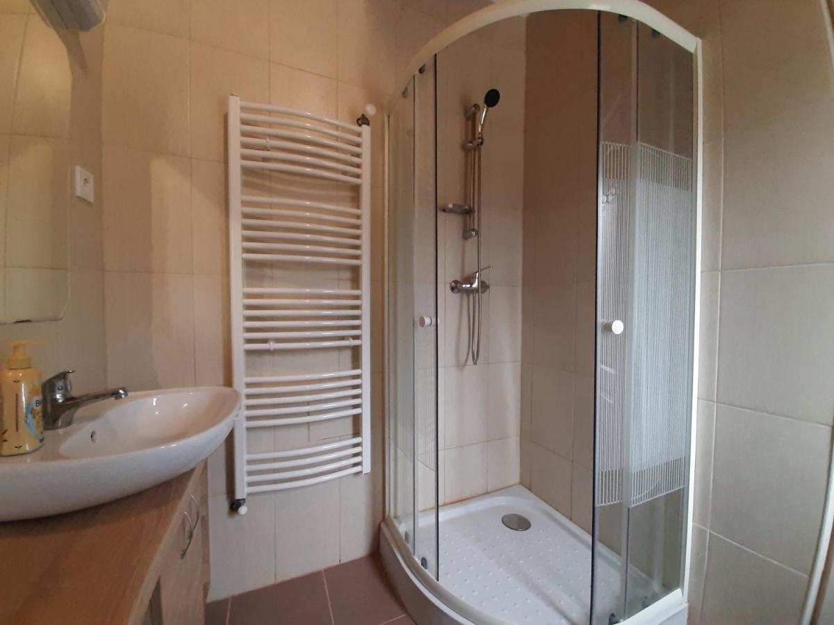 Egniss Apartman Bogacs Bagian luar foto