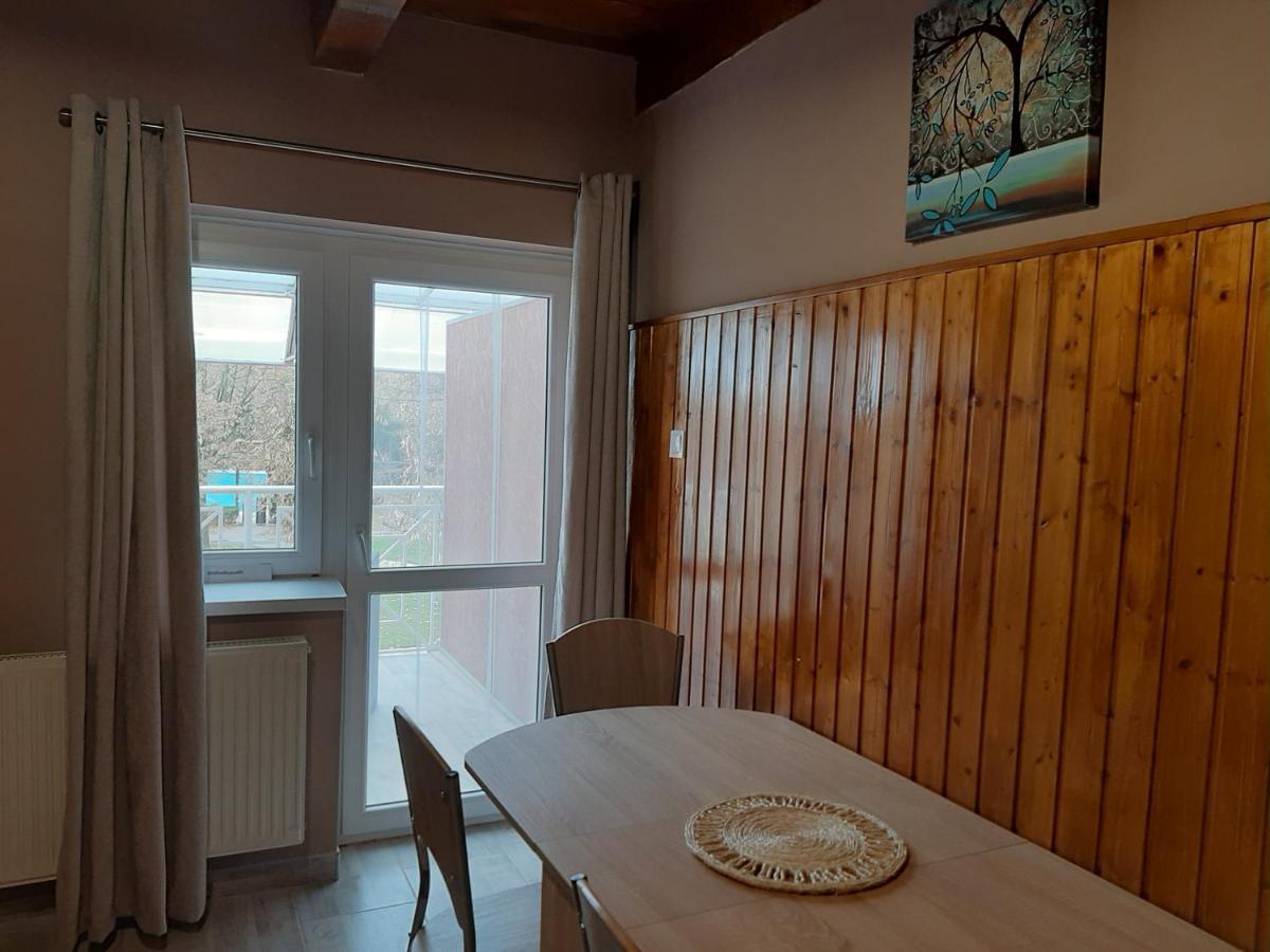 Egniss Apartman Bogacs Bagian luar foto